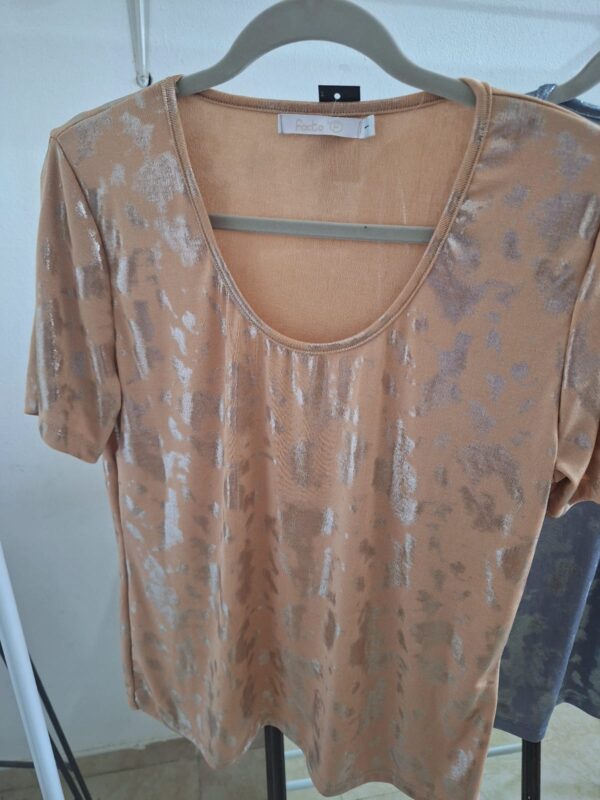 REMERA TALLE ESPECIAL CON BRILLO - Image 2